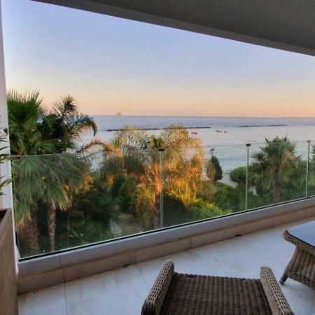Ferienwohnung Pegasus Beach Front Limassol Exterior foto